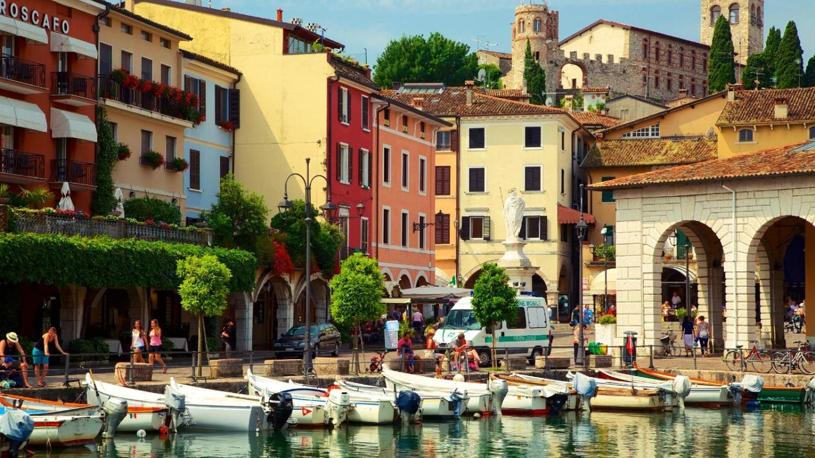 Gioiello Deco Nel Centro Storico Apartman Desenzano del Garda Kültér fotó