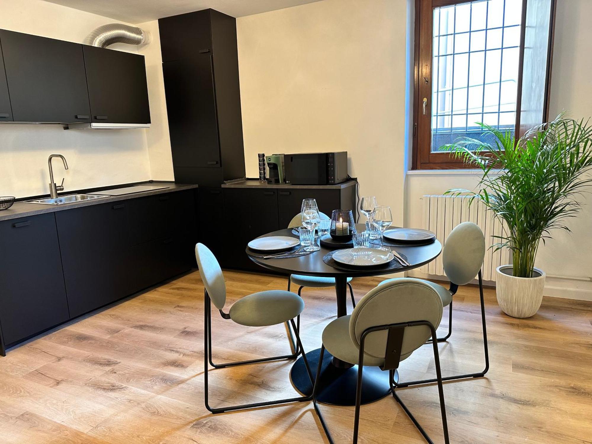 Gioiello Deco Nel Centro Storico Apartman Desenzano del Garda Kültér fotó